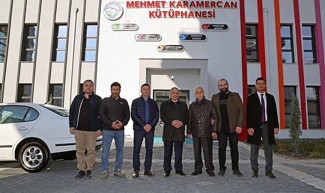 Mustafa Yalçın'ın kütüphane günü