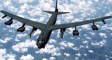 ABD'de B-1B bombardıman uçağı düştü