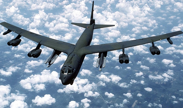 ABD'de B-1B bombardıman uçağı düştü