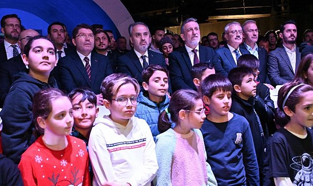 Bakan Tunç tarihi yolculuğa Bursa GUHEM'den tanıklık etti