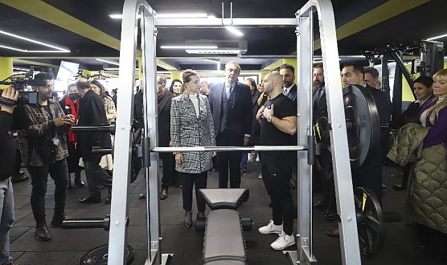 Dokuz Eylül'den yatırımlarına spor tesisi daha