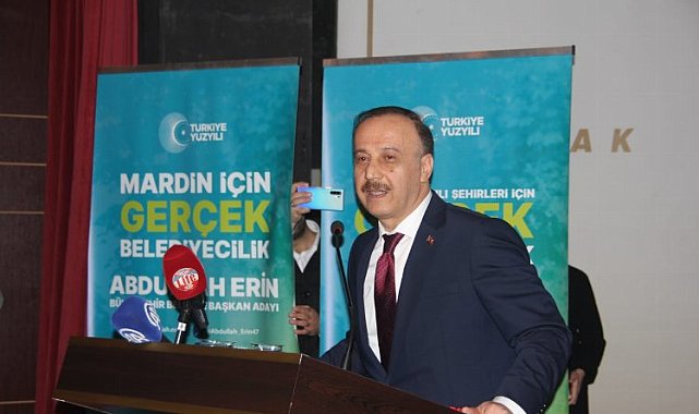 Erin" Kimlik siyasetine hapsedilmiş bir siyasetle bir yere varma şansımız yok"