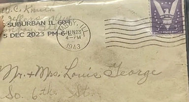 Illinois'te postanede bulunan mektup 80 yılın ardından sahiplerine ulaştı