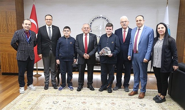Kayserili miniklerden 'sera' projesi