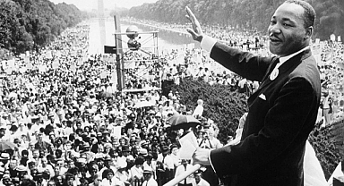 Şiddet içermeyen aktivizmin baş sözcüsü: Martin Luther King