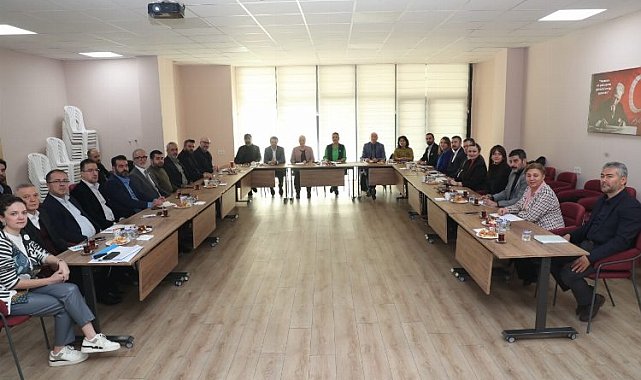 Başkan Hürriyet ve ekibi galaya hazırlanıyor