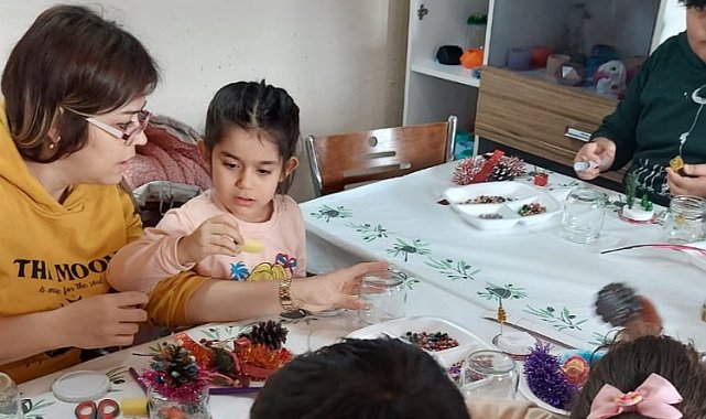Bilecik Pazaryeri'nde çocuklar 'kar küreleri' ile hayallerini süsledi