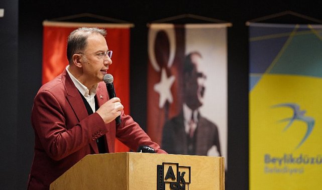 Çalık: "Gençlerimiz geleceğini yabancı memleketlerde aramasın"