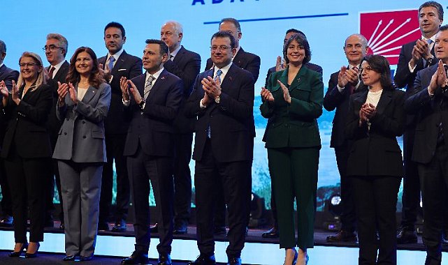 CHP İstanbul'da ilçe adaylarını tanıttı