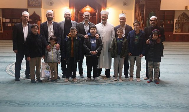 Çiftçi, ilçe sakinleriyle kandil programında buluştu
