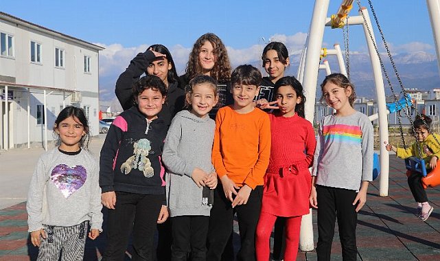 Depremin birinci yıl dönümünde  anlamlı ziyaret