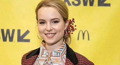 Eski Disney yıldızı Bridgit Mendler, bir uzay şirketinin CEO’su oldu