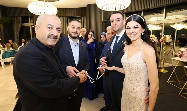 Gazeteci Yüksel Ercan'ın kızı Güntülü nişanlandı
