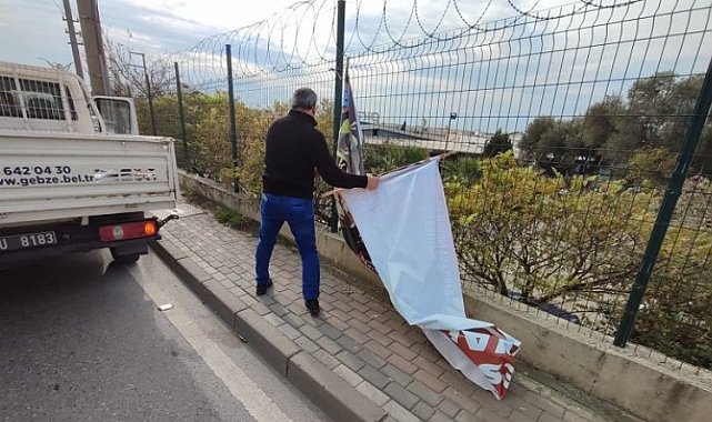 Gebze zabıtasından afiş denetimi