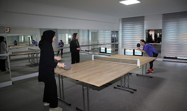 Günebakan Anne Şehir'de masa tenisi turnuvası