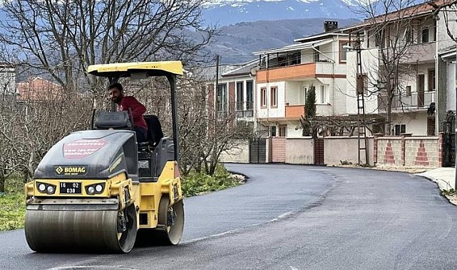 İnegöl'de Çeltikçide bağlantı yolu asfaltla kaplandı