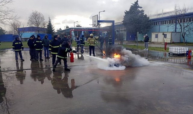 Kocaeli Büyükşehir İtfaiyesi'nden Tekirdağ'da eğitim