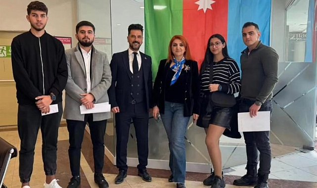 Manisa'da Azerbaycanlı vatandaşlar seçim için sandığa gitti