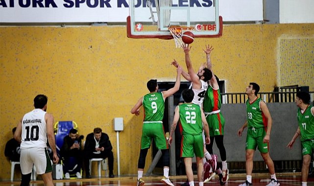 Sakarya Büyükşehir Basketbol farklı kazandı