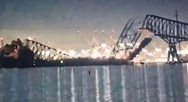 Baltimore'da korkunç olay: Kargo gemisinin çarptığı Francis Scott Key köprüsü yıkıldı!