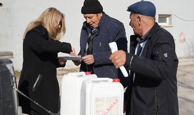 Eskişehirli üreticiye 'sıvı gübre' desteği