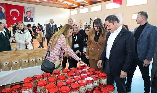 Hatay Valiliği'nin 'Hayat Hatay' markalı ürünleri raflara girdi