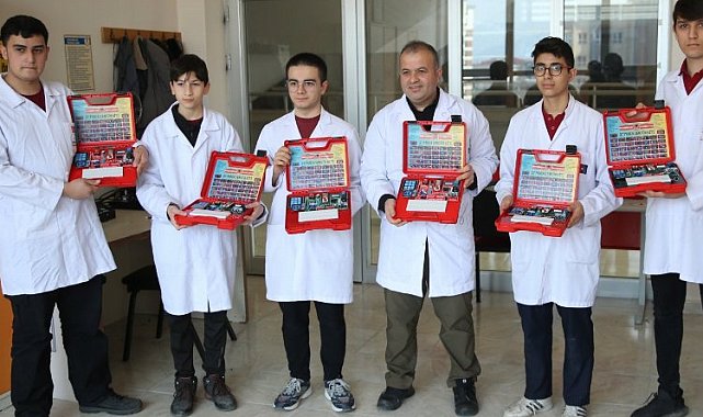 Ordu'da kodlama eğitimiyle okula gelir sağlıyor