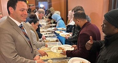 Paterson'ta Ramazan ayı çoşkusu: Belediye Binasında yüzlerce kişi iftarda buluştu
