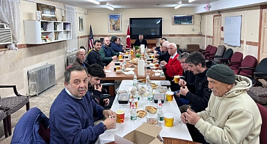 Paterson Ulu Camii cemaati, iftar yemeğinde bir araya geldi