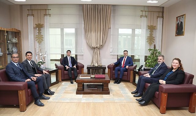   Sanayi ve Teknoloji Bakanlığı yöneticileri Bursateknopark'ta