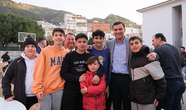 Başkan Zeyrek: "23 Nisan sıradan bir tarih değildir"