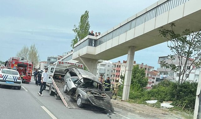 Bursa Mudanya'da feci kaza... Pert olan araçtan sağ çıktılar