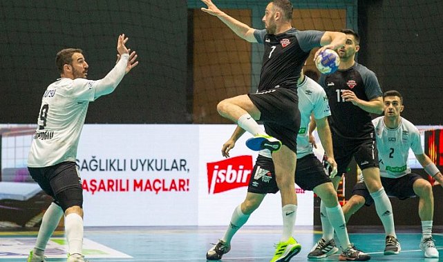 Erkekler Türkiye'de şampiyon Beşiktaş Safi Çimento