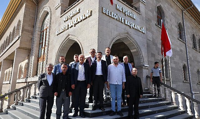 "Esnaflarımızın her zaman yanında olacağız"