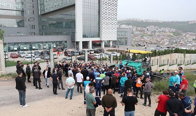 İzmit emekçileri için hak arayışında!