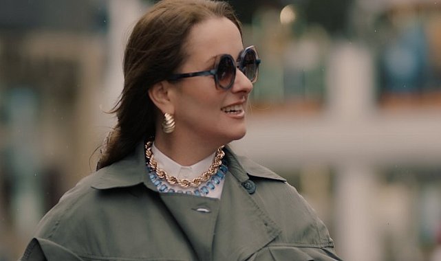 Jessica yıllanmış sözünü tuttu