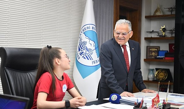 Kayseri'de çocuk başkan "Çanakkale Gezisi" talimatı verdi