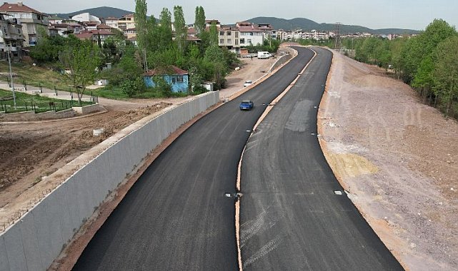 Kocaeli'de Derince-Körfez Kaşkaldere Kavşağı gün sayıyor