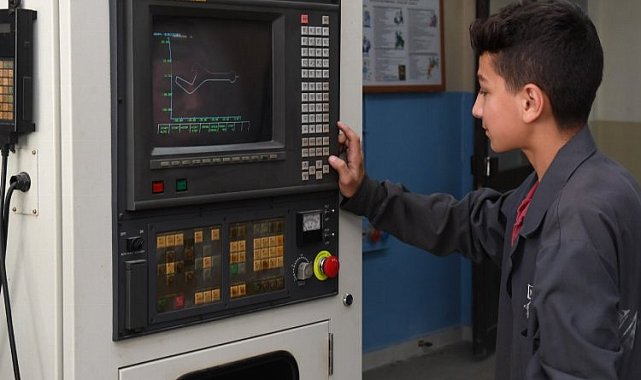 MEB'den 8 bin 406 işyerinin 'mesleki' sözleşmesine fesih!