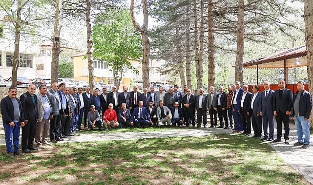 Muhtarlardan Başkan Öztürk'e hayırlı olsun ziyareti