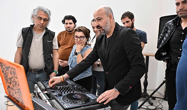 Muratpaşa Belediyesinin DJ'lik kursuna yoğun ilgi