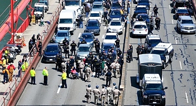 San Francisco'da Gazze Protestosu: Golden Gate Köprüsü Trafiğe Kapatıldı!