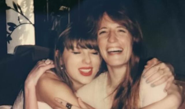 taylor-swift-hugs-florence-welch-in-new-photo-while-making-album-ttpd.jpg