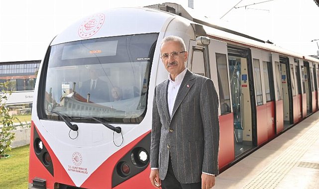 Toplu ulaşımda 23 Nisan hediyesi