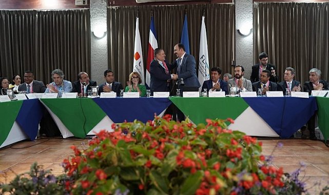 UCLG Başkanı Altay Latin Amerika belediyelerine seslendi