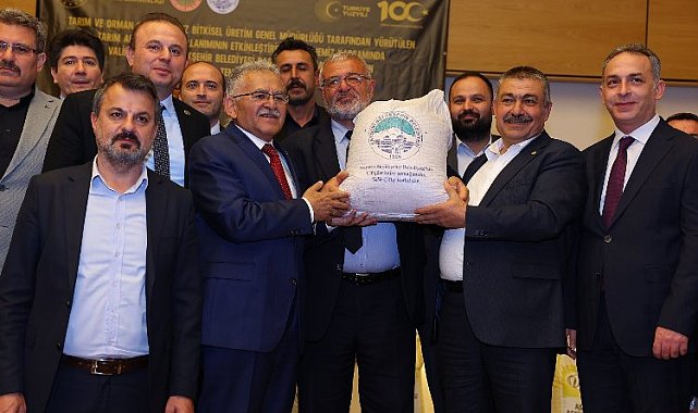 Başkan Büyükkılıç: "Çiftçiye destekte Türkiye'ye örnek oluyoruz"