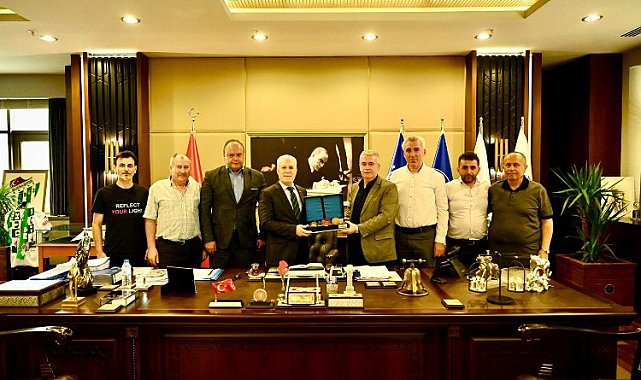 Bursa Bilecikliler Derneği'nden Başkan Bozbey'e ziyaret