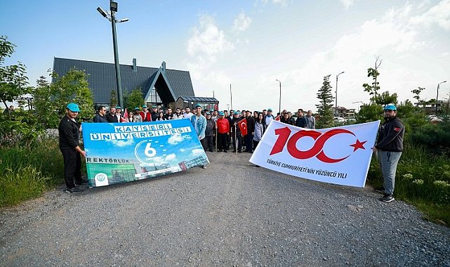 Kayseri Üniversitesi'nden "Gençlik Yürüyüşü"