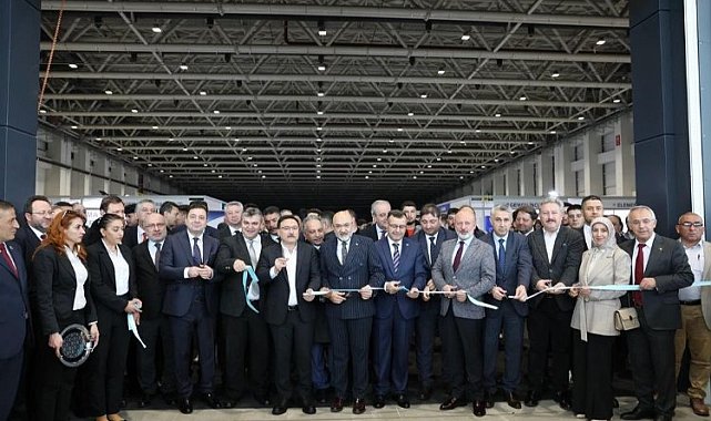 Kayseri'de dev istihdam fuarı açıldı