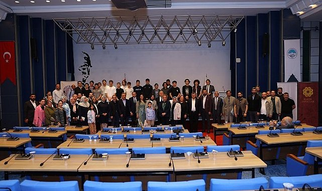 Kayseri'de sanat galerisi sempozyumu
